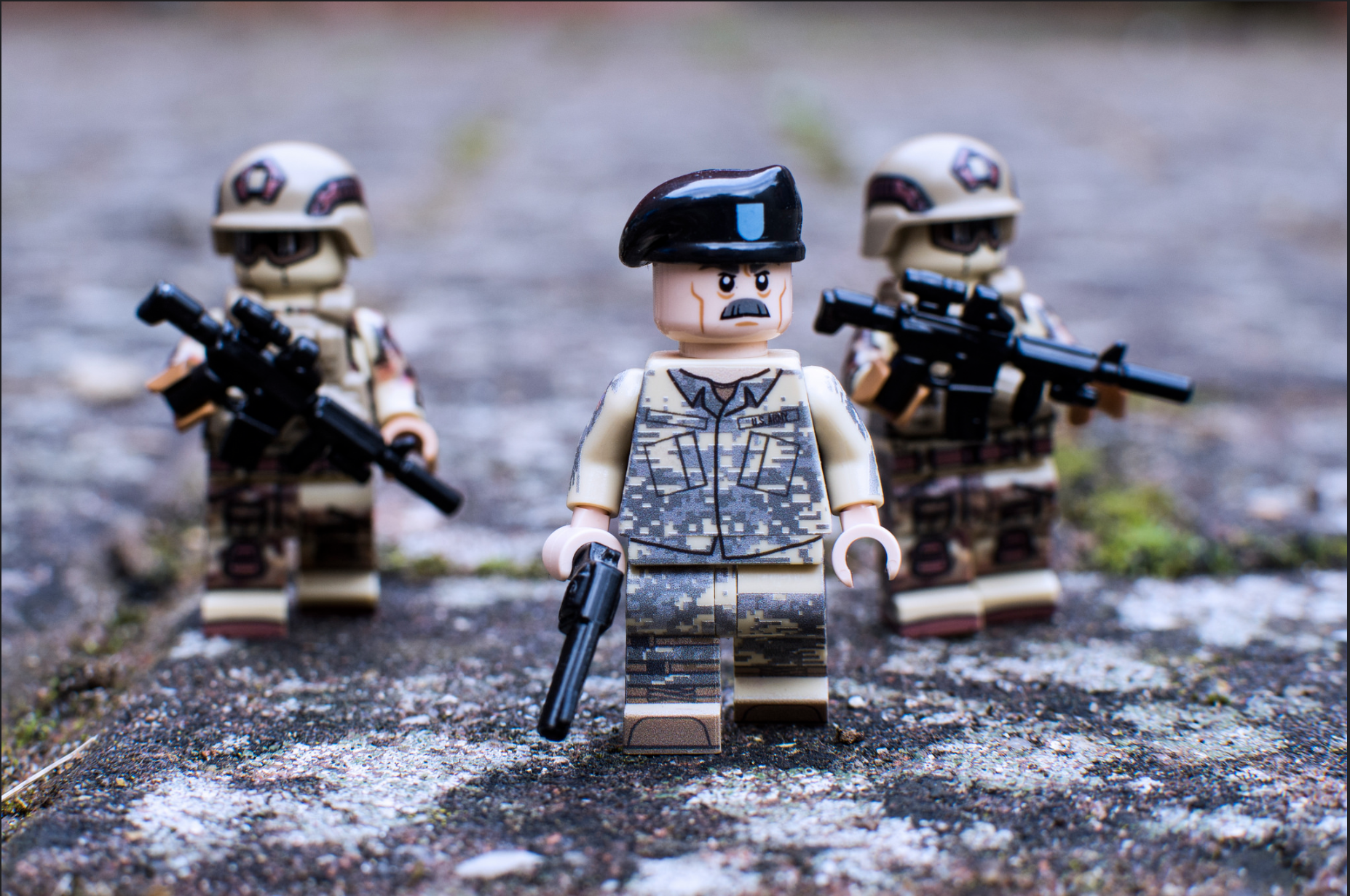 LEGO Minifigure Soldier Purple Special Forces Beret Mini figure Custom Part 