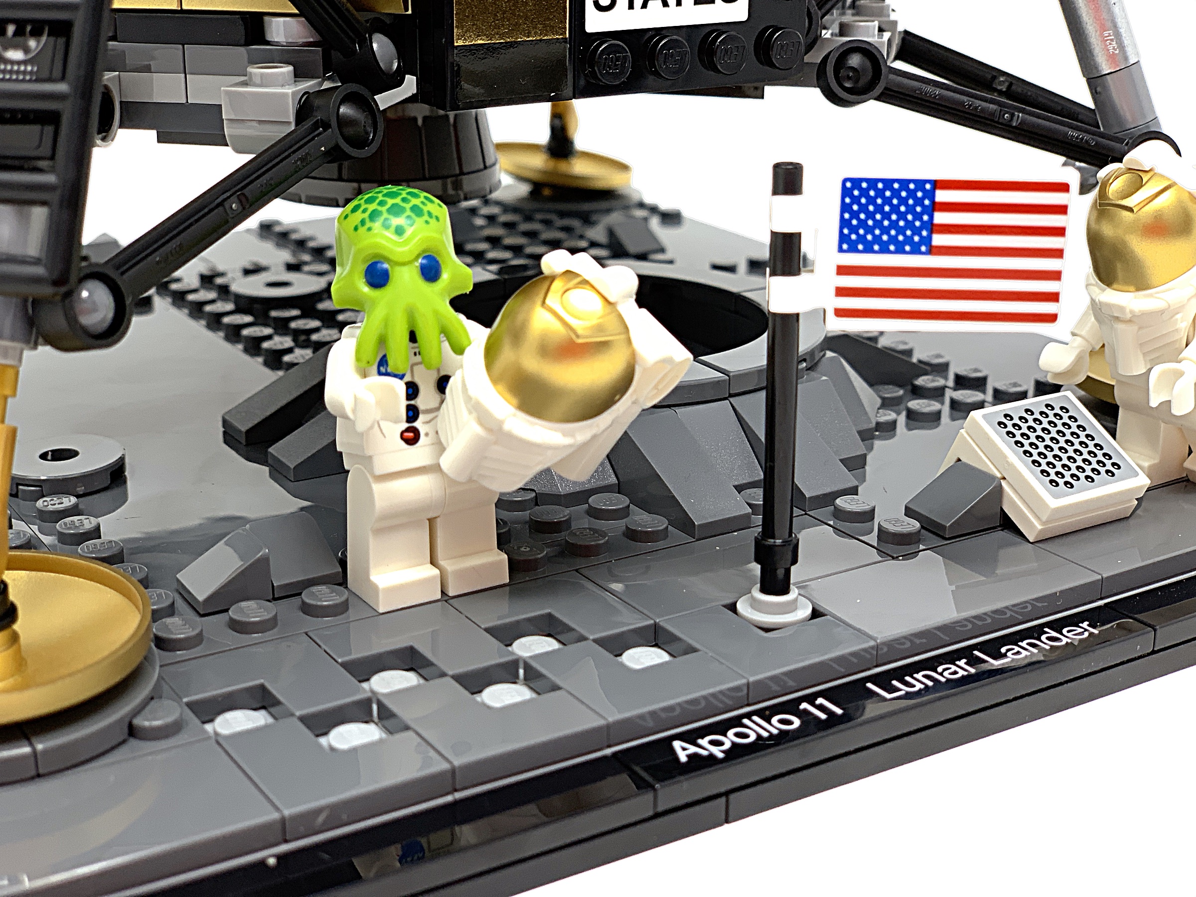 slot springe Bank A Review of the LEGO NASA Apollo 11 Lunar Lander Set