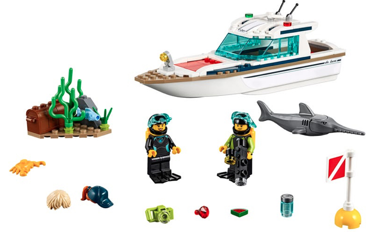 lego diving yacht