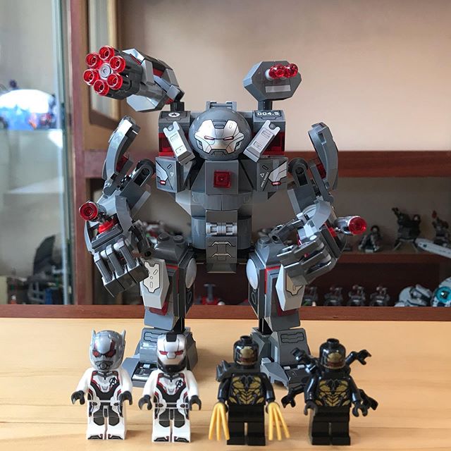 silver hulkbuster lego