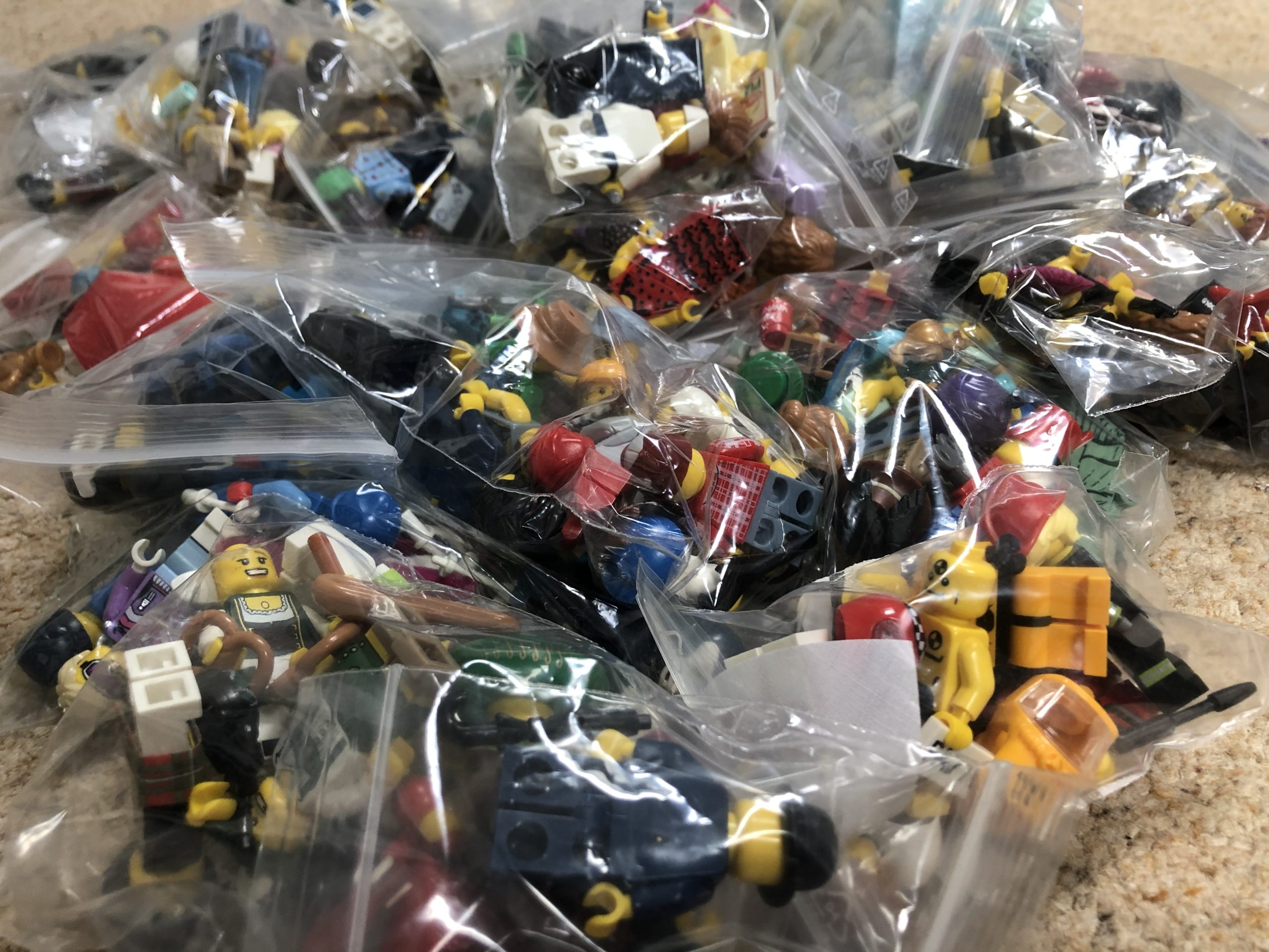 Collecting LEGO figures – For Fun and For Profit - Minifigures.com Blog