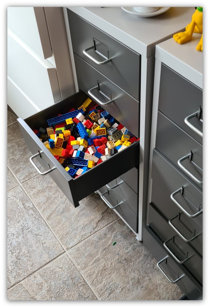 Ikea S Perfect Lego Storage Solution, Good Lego Display Shelves 2021
